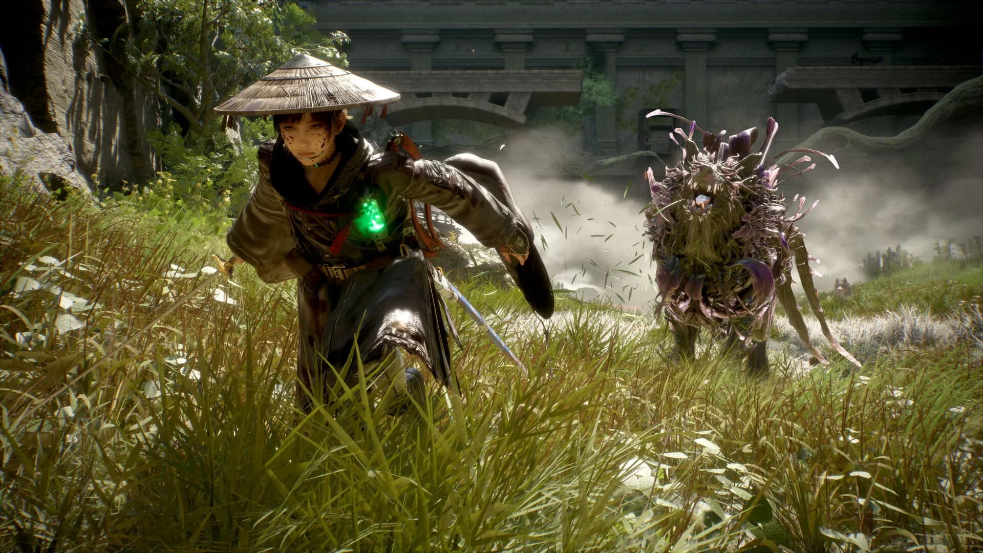 Beast of Reincarnation, the fusion of real-time and turn-based combat against large bosses